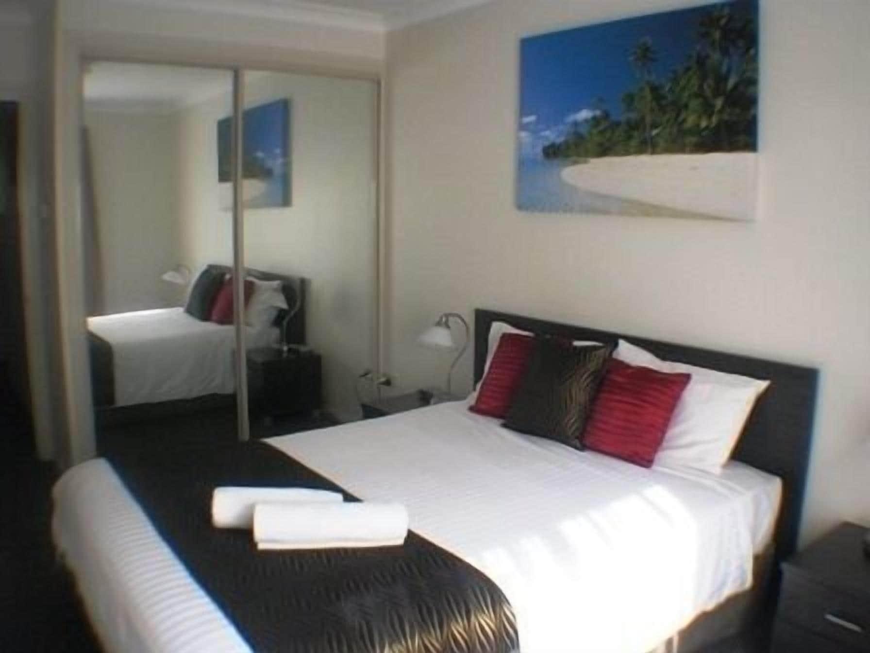 Beaches Serviced Apartments Нельсон-Бей Экстерьер фото
