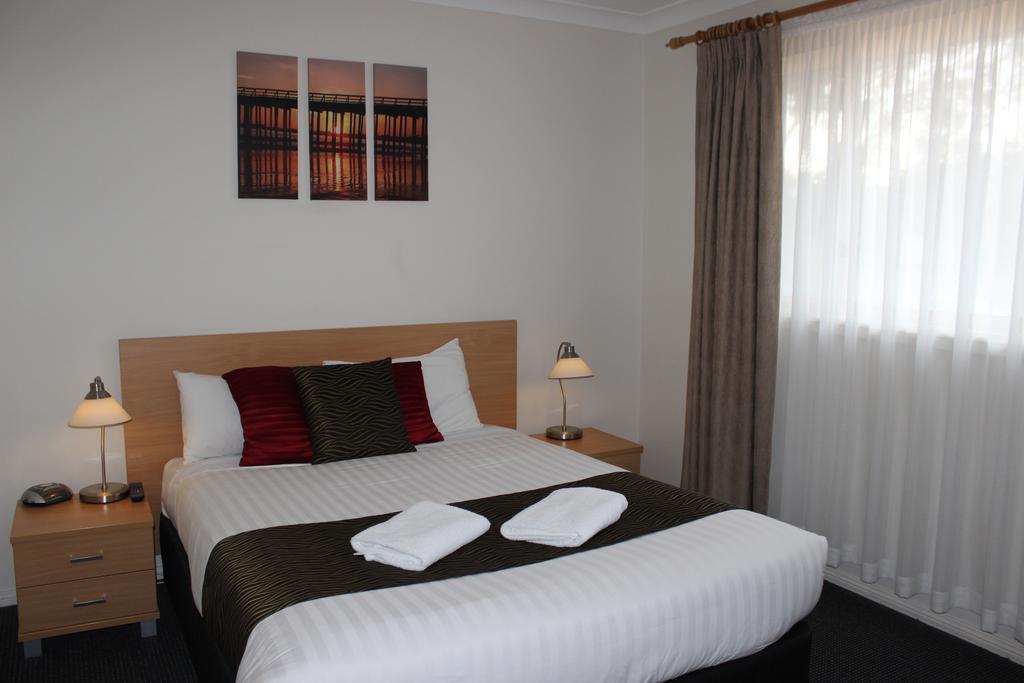Beaches Serviced Apartments Нельсон-Бей Экстерьер фото