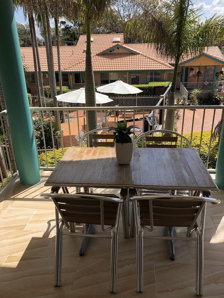 Beaches Serviced Apartments Нельсон-Бей Экстерьер фото