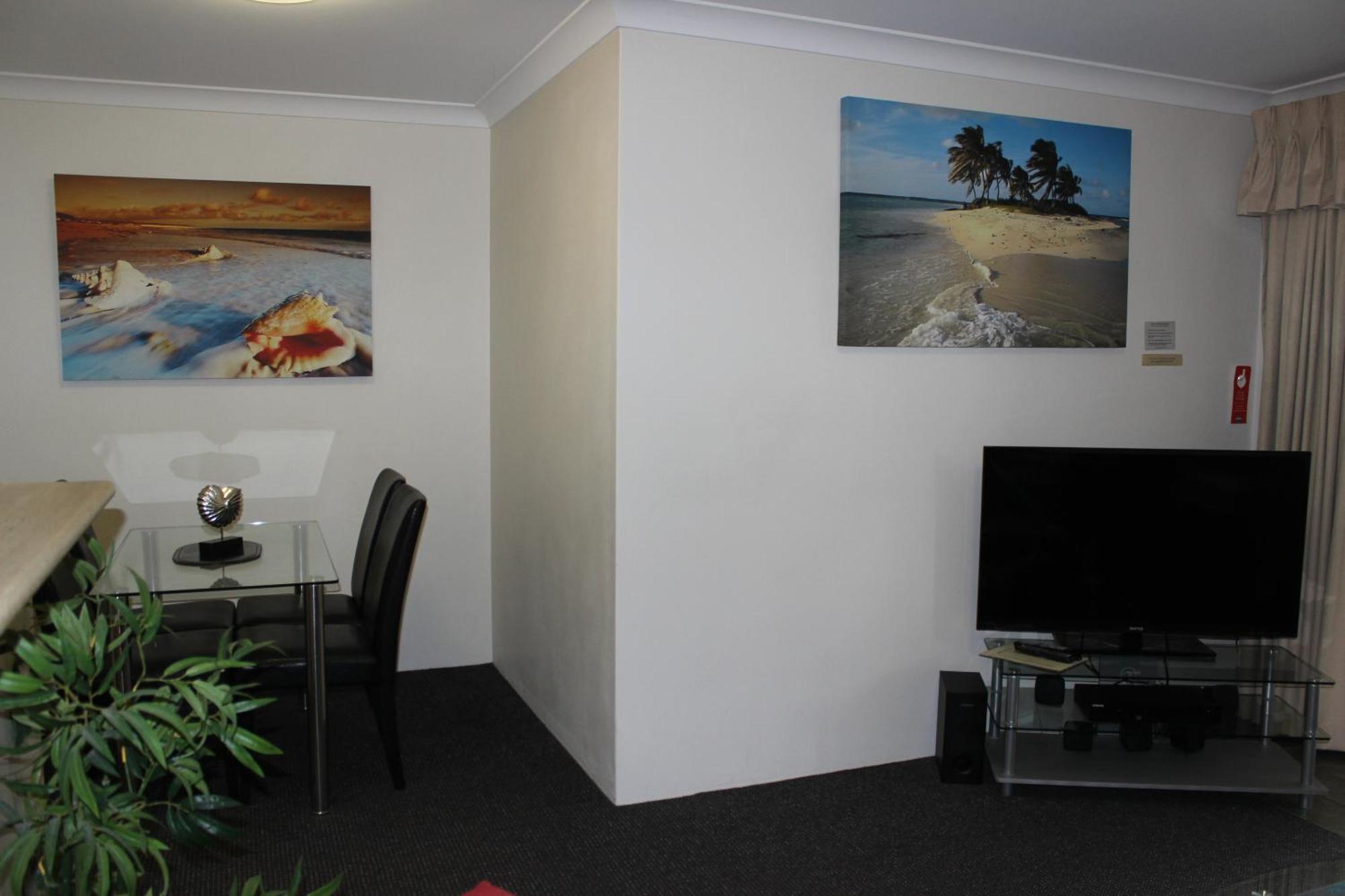 Beaches Serviced Apartments Нельсон-Бей Экстерьер фото